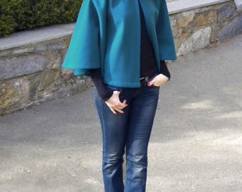 Cape, Aquamarine Cape, Aquamarine Poncho, wool cape, wool poncho, poncho short, Cape short, Sea-green Cape, Turquoise cape, turquoise poncho