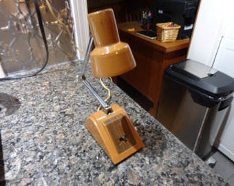 Desk Lamp Ohm-Rite Electrick Ltd. model HC-23 all steel.