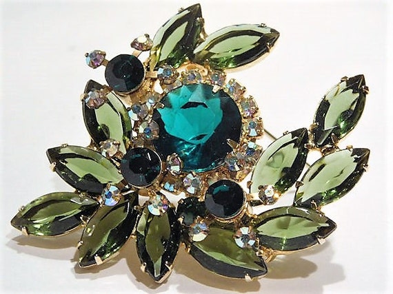 Juliana DeLizza Elster D & E Rhinestone Brooch Verified D E Mid Century Vintage 1960s Hollywood Emerald Green AB Aurora Borealis Wedding