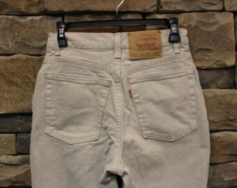 Vintage Levi's 512 Jeans High Waisted Denim Size 9 (Modern Day Size 5/6 or 7/8) Slim Fit Tan Beige Made in USA