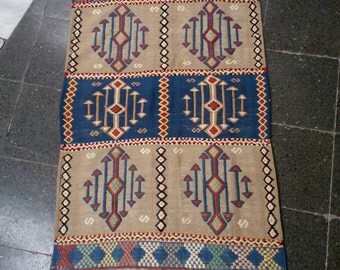 Kilim Rug,Turkish Kilim,Oriental Rug,Wool Rug,Vintage Kilim Rug,Handknotted Rug,Vintage Rug,Home living,Rugs,Floor Rugs,31"×55"