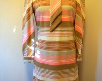 Vintage 1960s Dress / Mod Dress / 1960s Stewardess Dress