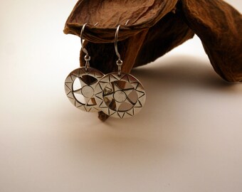 Handmade stars earrings silvered with aged silver