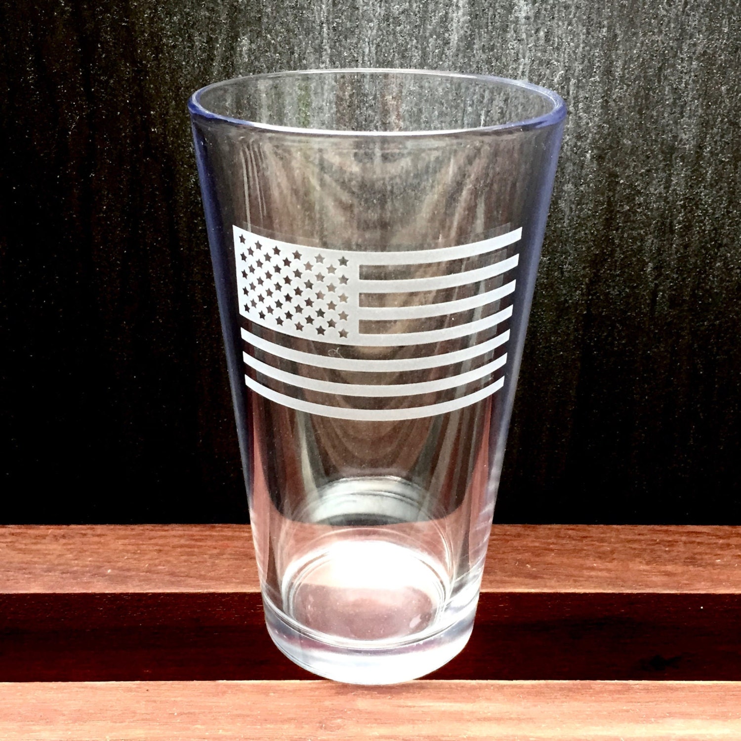 Etched American Flag Pint Glass
