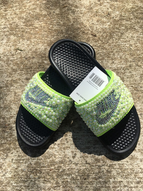 nike air max slides green