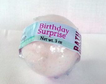 Birthday Surprise - Bath Bomb (Fizzie) - Vegan - Handmade - SLSA Free