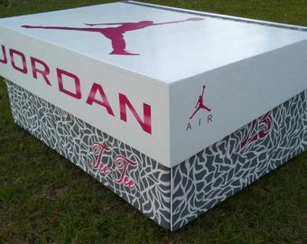 Jordan shoe box custom Pink and Gray