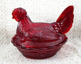 Hen on Nest, Rooster on Nest, Ruby Red, Basketweave nest