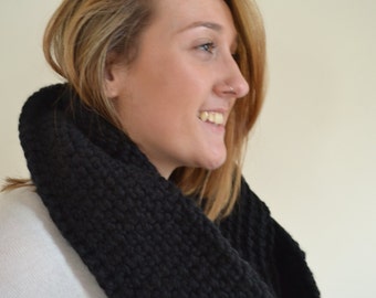 Handmade Crocheted Scarf- Black// Gifts for her// holiday gift// clothing & accessories
