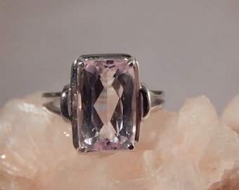 Ladies 6.38 Ct. Cushion Faceted Kunzite Sterling Silver Ring