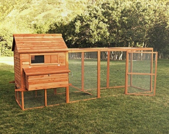 12' Foot Run Ranch Chicken Coop Holds 15 Chickens Douglas Fir w/ Nest Boxes 142"