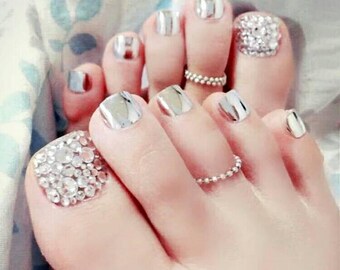 24 pcs Toe nail Silver rhinestone set. Reusable fake nails, Silver, Press On Nails, Glue On Nails, False Nails, Any Shape. Toe nails. Kawaii