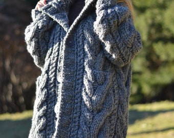 HAND KNITTED SWEATERS and UNIQUE CRAFTED DESIGNS by Dukyana
