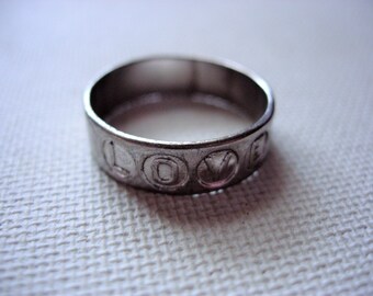 Neat Vintage Sterling Silver LOVE-Peace sign Ring