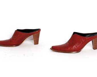 size 7.5 CLOGS red leather 80s 90s WESTERN high heel mules boots