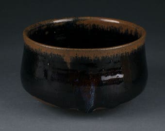Stoneware Japanese Tea Ceremony Bowl (Matcha Chawan)