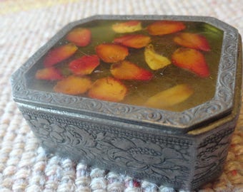 Darling Etched Metal Trinket Ring presentation box with Tiny Captured Petals