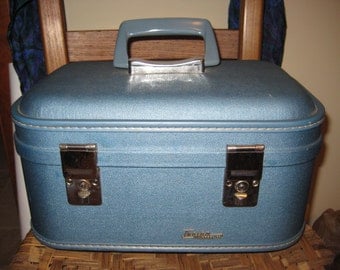 Vintage Train Case-with key, Train Luggage Co.-excellent-Final Flash Sale!