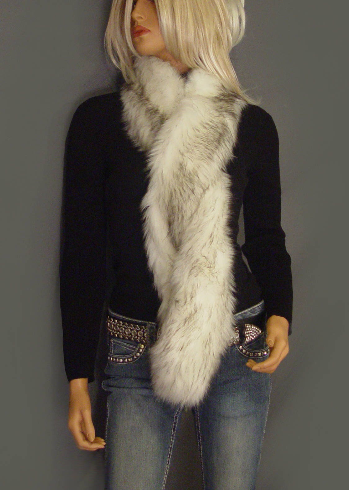 Faux fur scarf faux fur boa in Alaskin Husky faux fur wrap