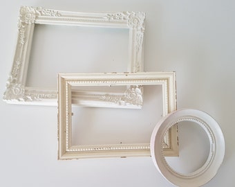 Set of 3 VINTAGE white picture FRAMES - in different sizes (FR06/16)
