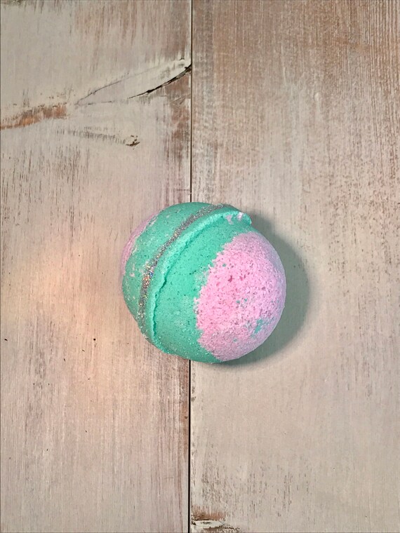 Glitter Bath Bomb