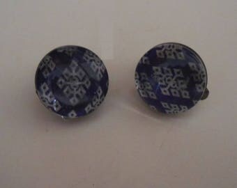 earring clips