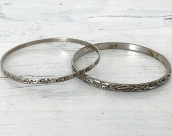 Vintage Bangle Bracelets | Pair of Silver Bangles | Thin Silver Bracelets | Boho Hippie Jewelry | Floral Jewelry | Dainty Eternity Bracelet