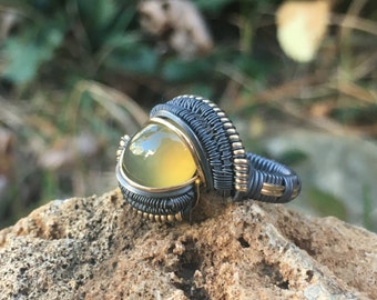 Oxidized Yellow Moonstone w/ 14kt Gold Ring SIZE 6