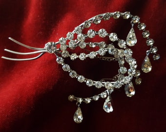 Vintage costume paste rhinestone brooch tear drops