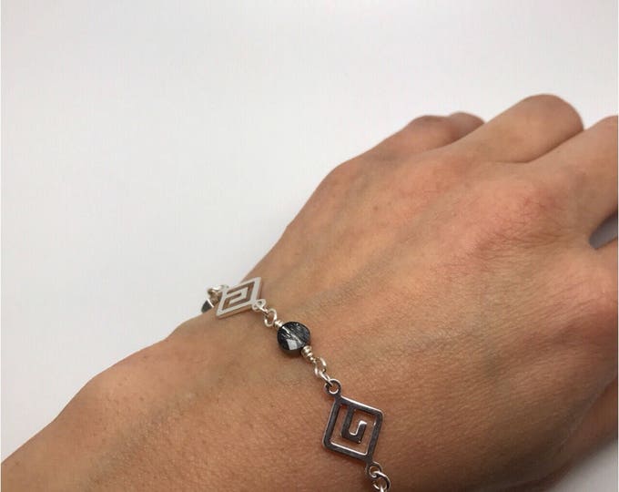 Square bracelet, Silver square bracelet, geometric bracelet, Swarovski bracelet, silver geometric bracelet, shiny square jewelry
