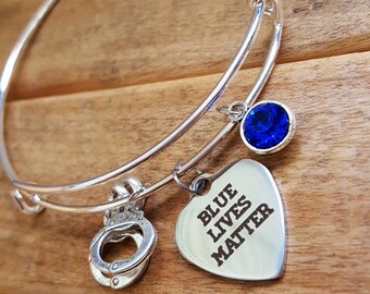 Blue lives matter bracelet, police support bracelet, thin blue line bracelet, back the blue bracelet, gift for police wife, law enforcement