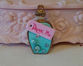 Alice in Wonderland: Drink me bezel - Handpainted & OOAK