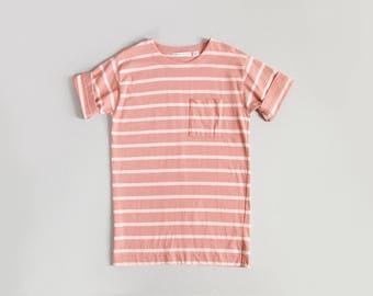 vintage 90s striped t shirt / short sleeve stripe cotton top / blush pink and white / womens S - M