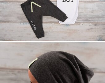 New Mom Gift, Baby Boy Outfit, Mama's Boy White Bodysuit, Personalized Dark Gray Melange Pants / Hat, Baby Boy Gift, Baby Shower Gift