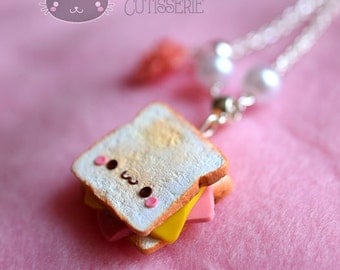 Collana Toast Kawaii in pasta sintetica