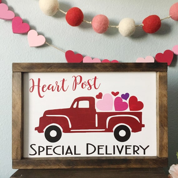 Items similar to Valentine's Day Vintage Truck with Hearts ...