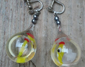 Vintage novelty gold fish screw back earrings