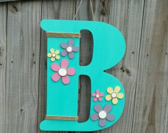 Spring Door Hanger, Front Door Hanger, Personalized Door Décor, Summer Door Decorations, Porch Sign, Spring Decorations, Porch Décor