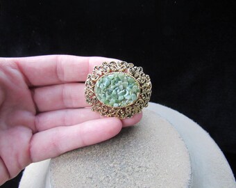 Vintage Goldtone & Green Glass Stone Pin