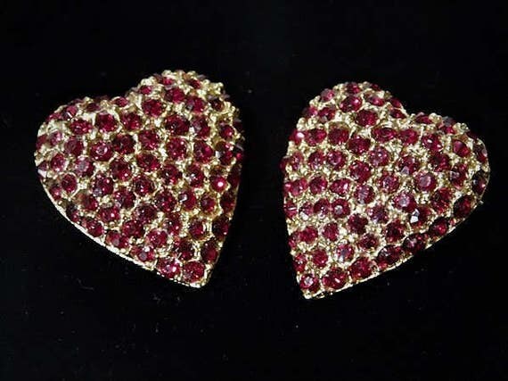 WEISS Ruby Red Pave Rhinestone Heart Brooch Scatter Pins Pair Jewelry Twins Sisters Birthday Gift Her Anniversary Mom Mother Mothers Day