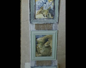 Bird art pallet display