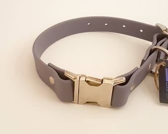 Adjustable biothane quick release buckle dog collar. Waterproof, odor resistant, and mildew resistance. Multple colours.