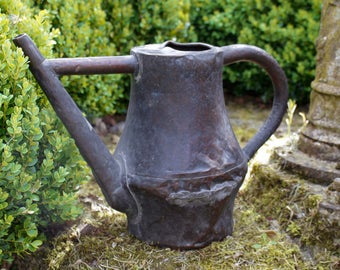 Rare small French horticulturist's copper watering can. Arrosoir en cuivre. c.1780