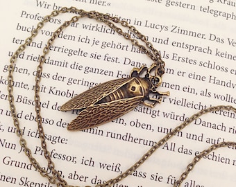 Insects "Cicada" pendant in bronze