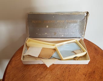 plasta bantam hand magnifier