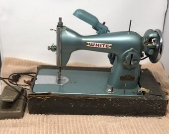 atlas deluxe sewing machine