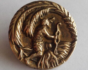 Antique Robinson Crusoe Picture Button