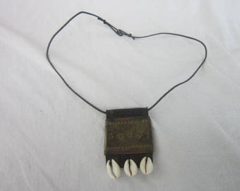 Vintage Retro African Skin & Shell Necklace Tooled Brass