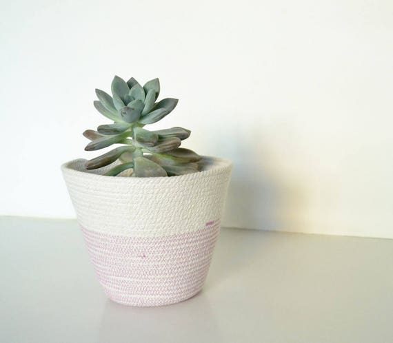 Rope plant pot great for a succulent planter centrepiece for your indoor decor. A boho decor bowl you can use in your entryway or nursery