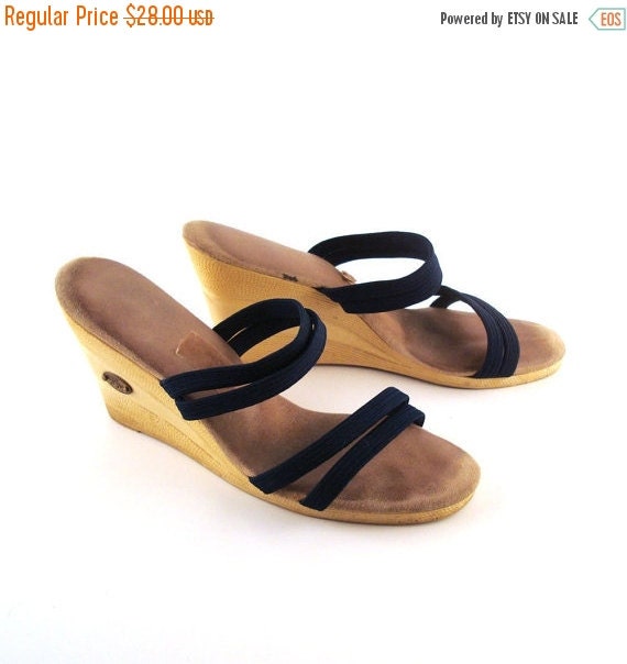 platform sandals 1970s